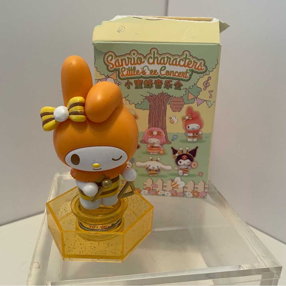 TOPTOY Sanrio Blind Box Little Bee Concert Series My‎ Melody Opened